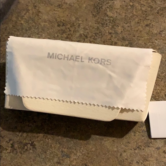 Michael Kors Sunglasses - Picture 5 of 5